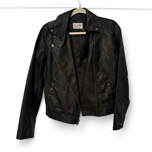 Vegan leather NWOT women’s size small‎ mot jacket